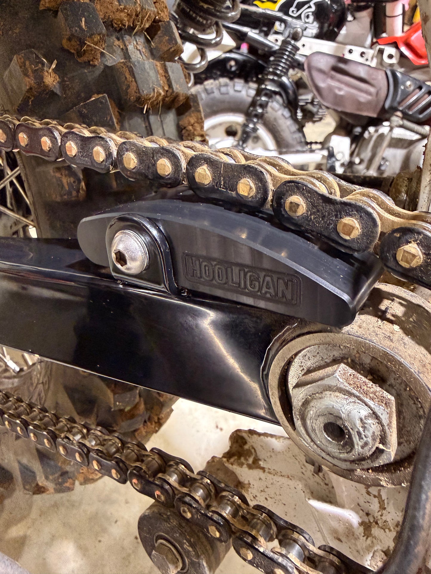 Hooligan Racing Chain Slider 91-03 Sportster